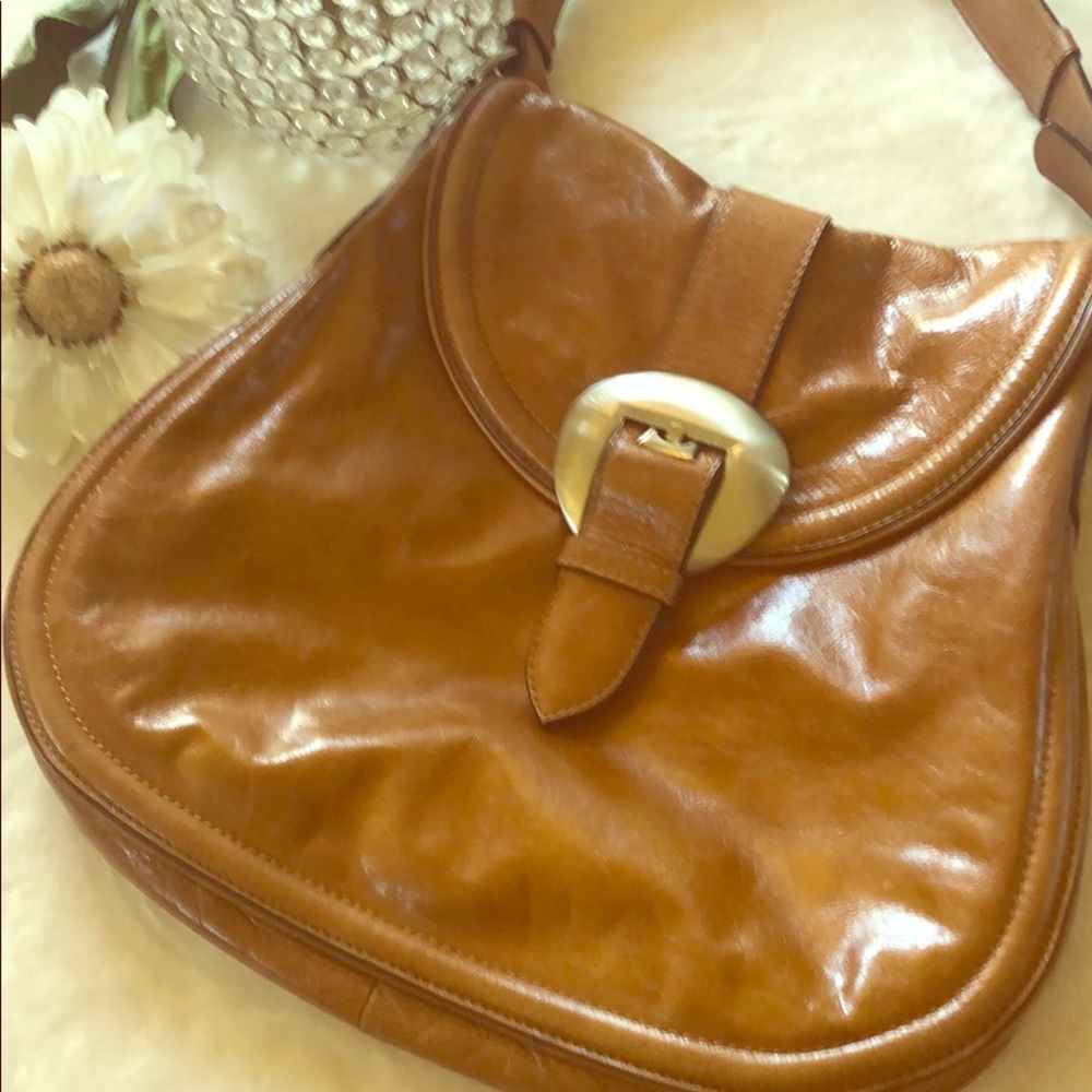 Francesco Biasia Italian leather shoulder bag!